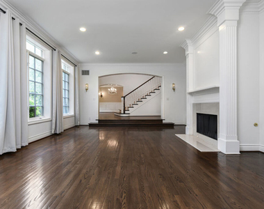 3254 Oakdell Road - Photo Thumbnail 8