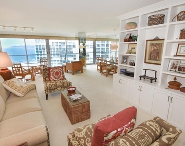 1750 Avenida Del Mundo - Photo Thumbnail 2