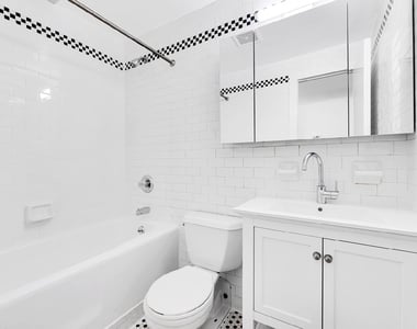 East 27th Street - Photo Thumbnail 5
