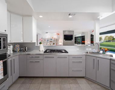 120 Eastlake Drive - Photo Thumbnail 11