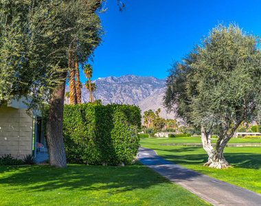 120 Eastlake Drive - Photo Thumbnail 36