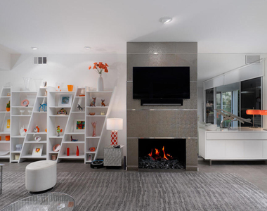 120 Eastlake Drive - Photo Thumbnail 4