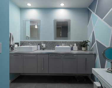 120 Eastlake Drive - Photo Thumbnail 16