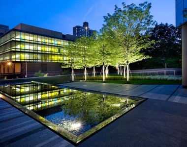 West 67th Street - Photo Thumbnail 13