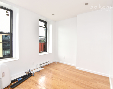 953 Columbus Avenue - Photo Thumbnail 4