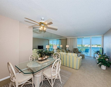 6093 Bahia Del Mar Circle - Photo Thumbnail 4