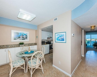 6093 Bahia Del Mar Circle - Photo Thumbnail 5