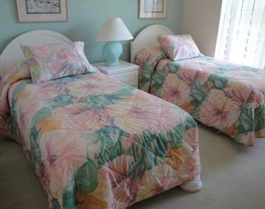 6093 Bahia Del Mar Circle - Photo Thumbnail 8
