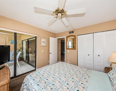 6322 Palma Del Mar Boulevard S - Photo Thumbnail 12
