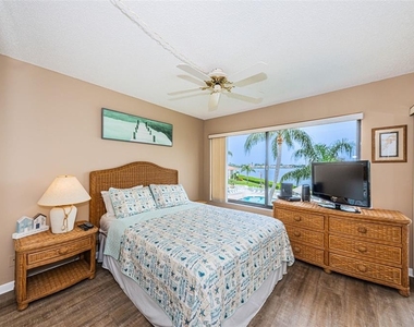 6322 Palma Del Mar Boulevard S - Photo Thumbnail 11