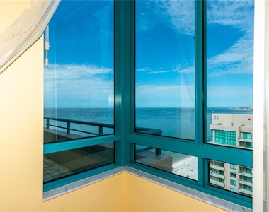 1540 Gulf Blvd Ph 3 - Photo Thumbnail 47