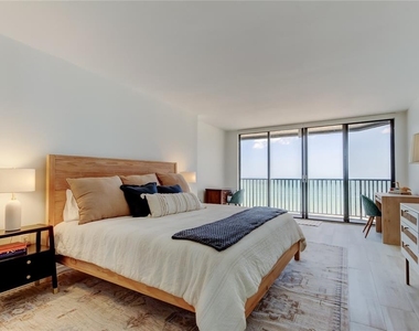 1290 Gulf Boulevard - Photo Thumbnail 22