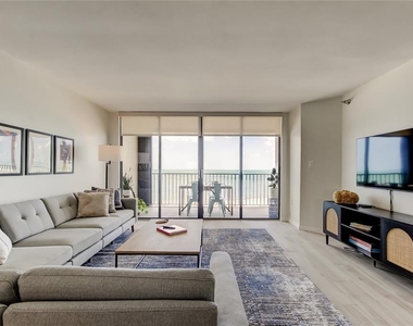 1290 Gulf Boulevard - Photo Thumbnail 3