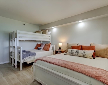 1290 Gulf Boulevard - Photo Thumbnail 33