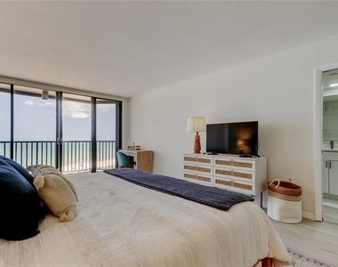 1290 Gulf Boulevard - Photo Thumbnail 23