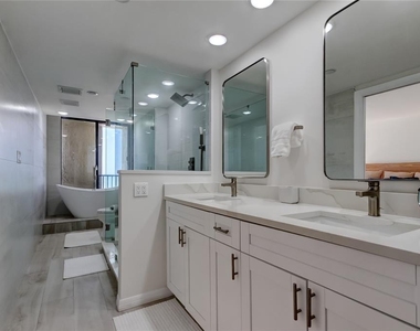 1290 Gulf Boulevard - Photo Thumbnail 30