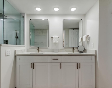 1290 Gulf Boulevard - Photo Thumbnail 36
