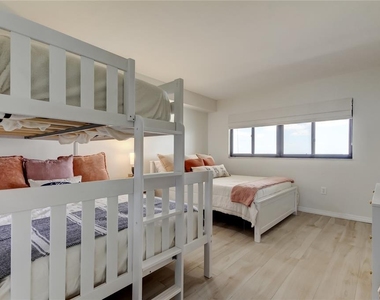 1290 Gulf Boulevard - Photo Thumbnail 34