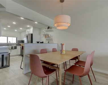 1290 Gulf Boulevard - Photo Thumbnail 8