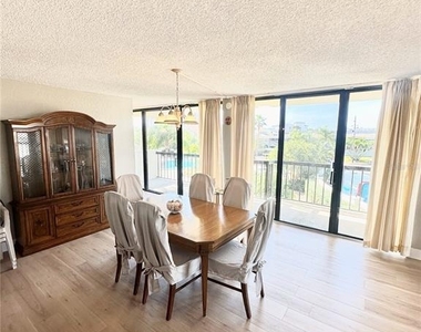 400 Island Way - Photo Thumbnail 18