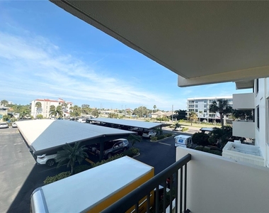 400 Island Way - Photo Thumbnail 35