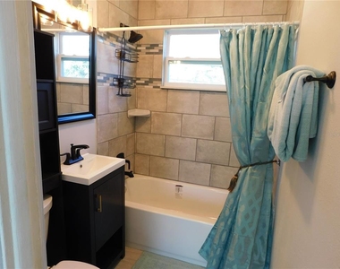 5005.5 5th Avenue S - Photo Thumbnail 5