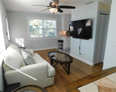 5005.5 5th Avenue S - Photo Thumbnail 12