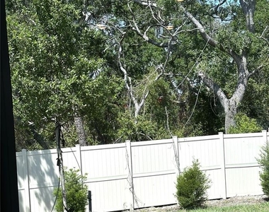 4649 Pleasant Avenue - Photo Thumbnail 5