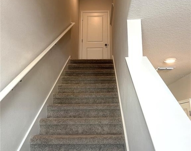 4649 Pleasant Avenue - Photo Thumbnail 10