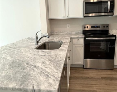 4649 Pleasant Avenue - Photo Thumbnail 20