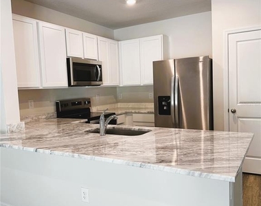 4649 Pleasant Avenue - Photo Thumbnail 25
