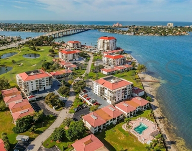6177 Sun Boulevard - Photo Thumbnail 2