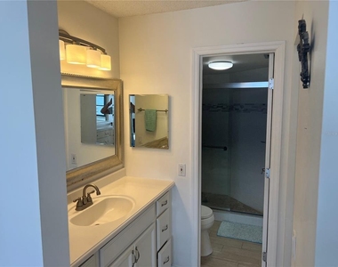 6177 Sun Boulevard - Photo Thumbnail 11