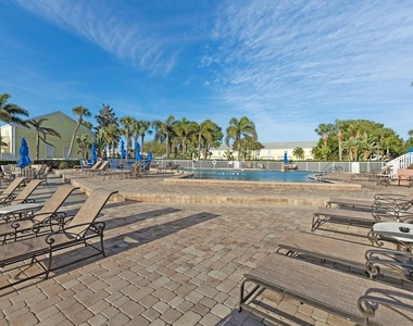 4975 Cobia Drive Se - Photo Thumbnail 32