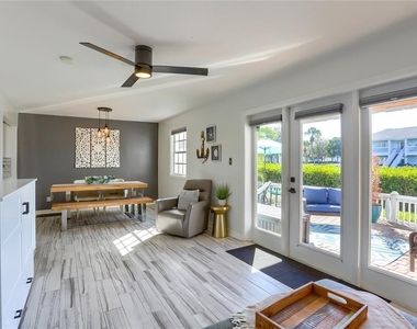 4975 Cobia Drive Se - Photo Thumbnail 6