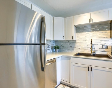 4975 Cobia Drive Se - Photo Thumbnail 15