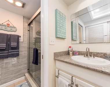 675 S Gulfview Boulevard - Photo Thumbnail 17