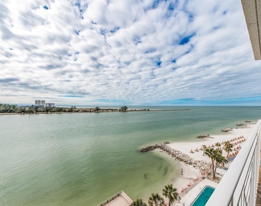 675 S Gulfview Boulevard - Photo Thumbnail 8