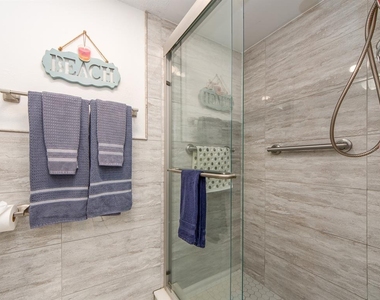 675 S Gulfview Boulevard - Photo Thumbnail 18