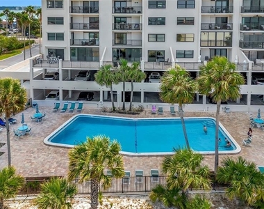1270 Gulf Boulevard - Photo Thumbnail 7