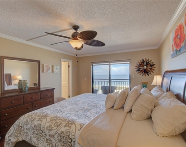 1270 Gulf Boulevard - Photo Thumbnail 20