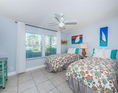 6000 Bahia Del Mar Circle - Photo Thumbnail 15
