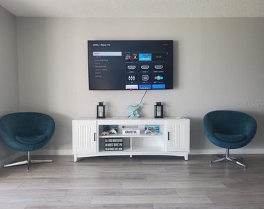 895 S Gulfview Boulevard - Photo Thumbnail 13