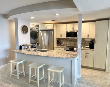 440 S Gulfview Boulevard - Photo Thumbnail 5