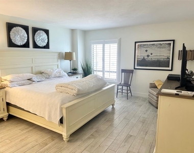 440 S Gulfview Boulevard - Photo Thumbnail 12