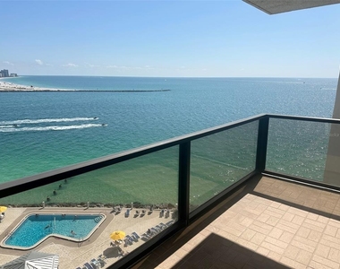 440 S Gulfview Boulevard - Photo Thumbnail 23