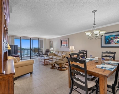 19111 Vista Bay Drive - Photo Thumbnail 2