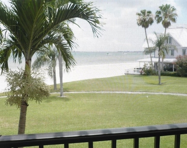 895 S Gulfview Boulevard - Photo Thumbnail 25