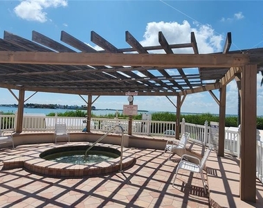 6219 Palma Del Mar Boulevard S - Photo Thumbnail 15