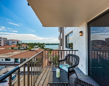 6295 Bahia Del Mar Circle - Photo Thumbnail 33